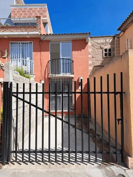 Casa en Venta en Hacienda las Palmas I y II, Ixtapaluca, México Casa en Venta en Hacienda las Palmas I y II, Ixtapaluca, México