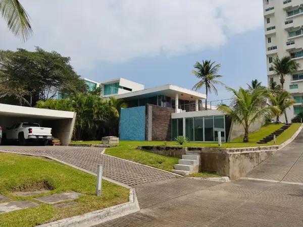 Casa en Venta en Paraíso del Estero (La Burbuja), Alvarado, Veracruz de Ignacio de la Llave Casa en Venta en Paraíso del Estero (La Burbuja), Alvarado, Veracruz de Ignacio de la Llave