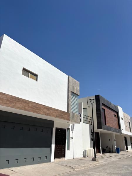 Casa en venta en Los Viñedos, Torreón, Coahuila de Zaragoza Casa en venta en Los Viñedos, Torreón, Coahuila de Zaragoza