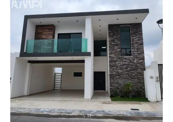 Casa en venta en Rincón de los Encinos, Saltillo, Coahuila de Zaragoza Casa en venta en Rincón de los Encinos, Saltillo, Coahuila de Zaragoza