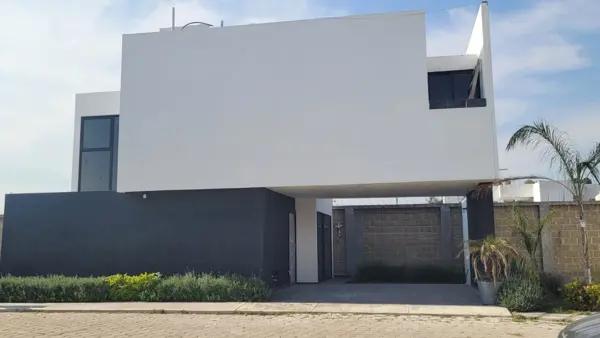 Casa en Venta en San Rafael Comac, San Andrés Cholula Casa en Venta en San Rafael Comac, San Andrés Cholula